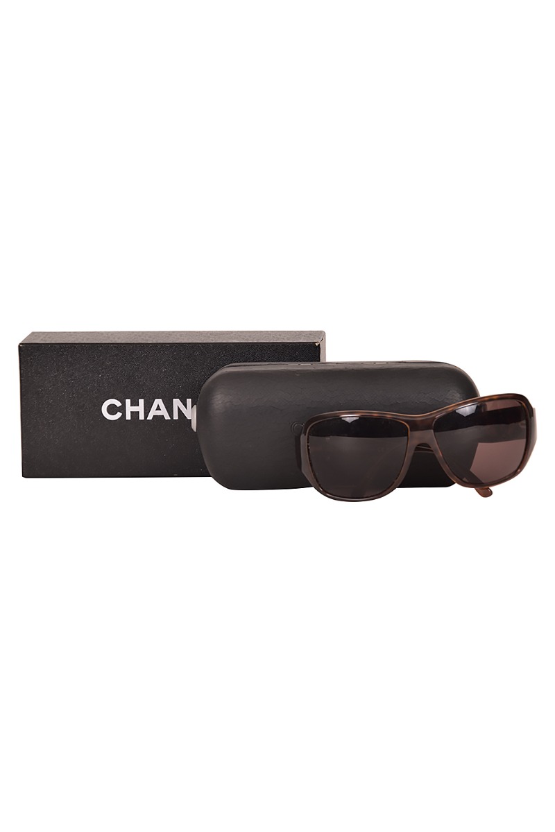 Police Auctions Canada - Women's Chanel 5260-Q Sunglasses (514832L)