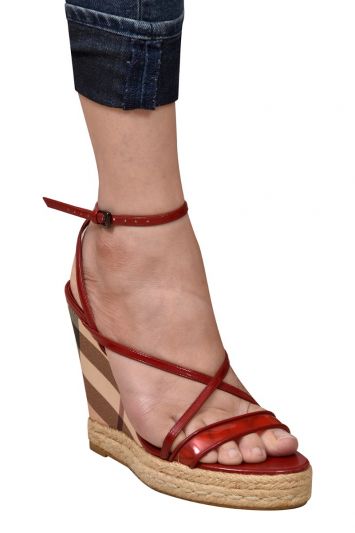 Burberry Nova Checks Espadrilles Wedges