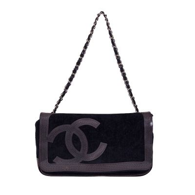 white chanel crossbody bag black