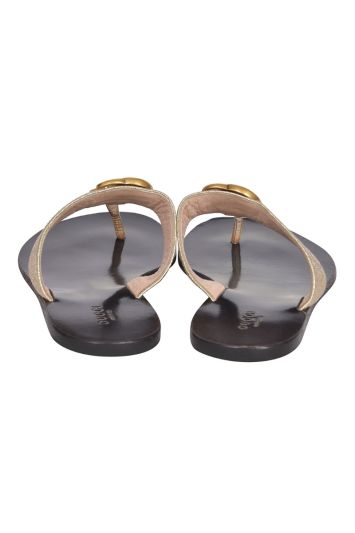 Gucci thong hotsell sandals women's