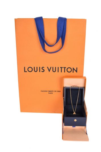 LOUIS VUITTON ONE SMALL VOLT YELLOW GOLD AND DIAMOND PENDANT