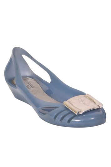 Salvatore ferragamo bermuda flats store