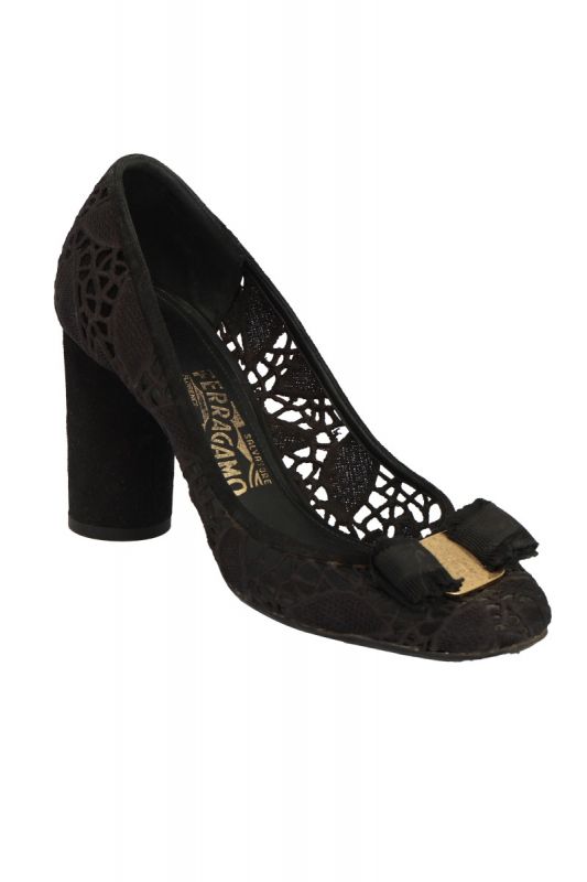 SALVATORE FERRAGAMO SIZE EU – 40 BLACK LACE HEELS