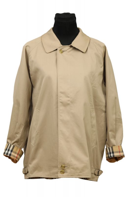 BURBERRYS’ Size L- XL NOVA CHECK HARRINGTON JACKET