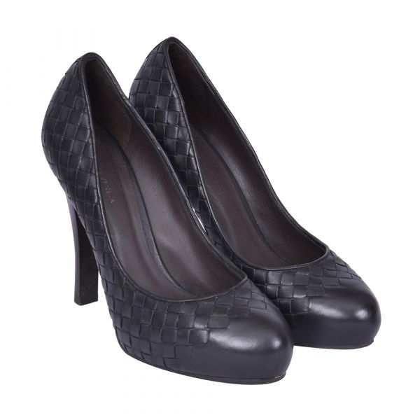 BOTTEGA VENETA INTRECCIATO PEEPTOE PUMPS