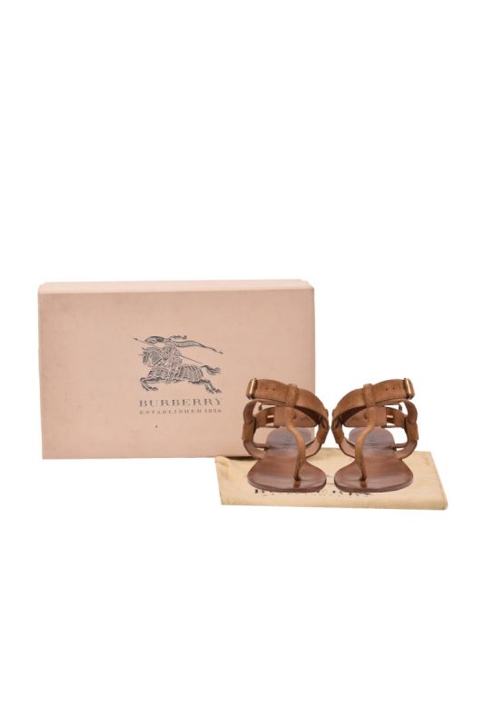 Burberry Buckle Flats RT100-10