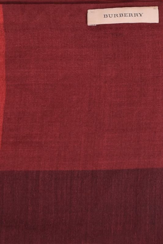Burberry Checks Stole