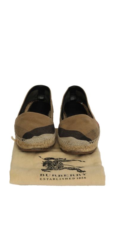 Burberry EU 39 Brown Check Sliders