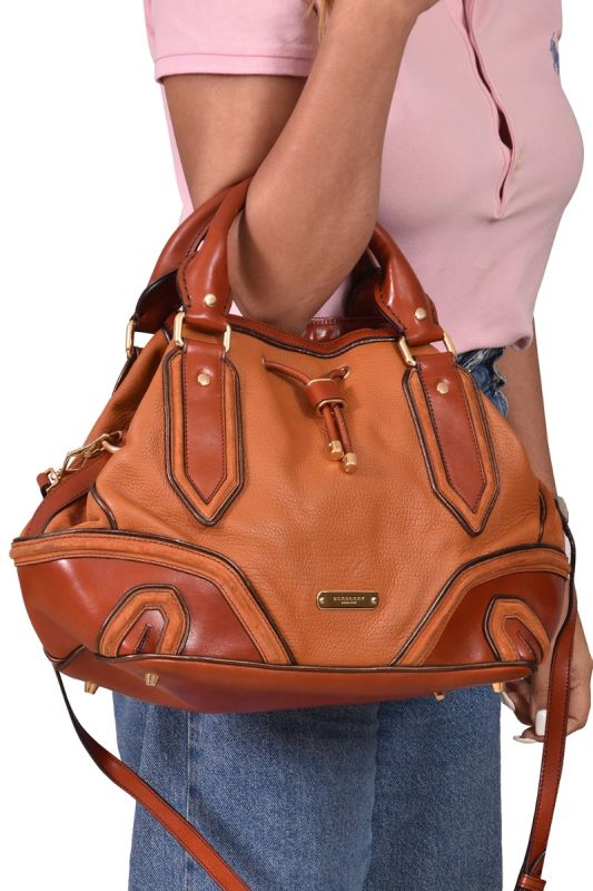Burberry Leather Earlsburn Medium Tote Bag