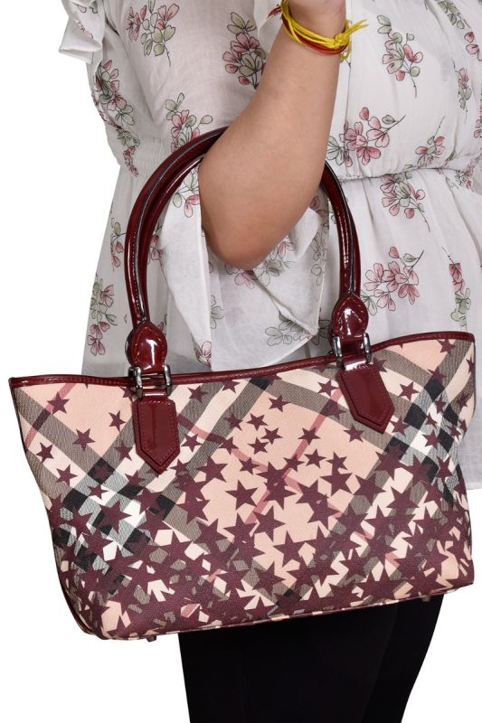 Burberry Nova Checks Star Tote Bag
