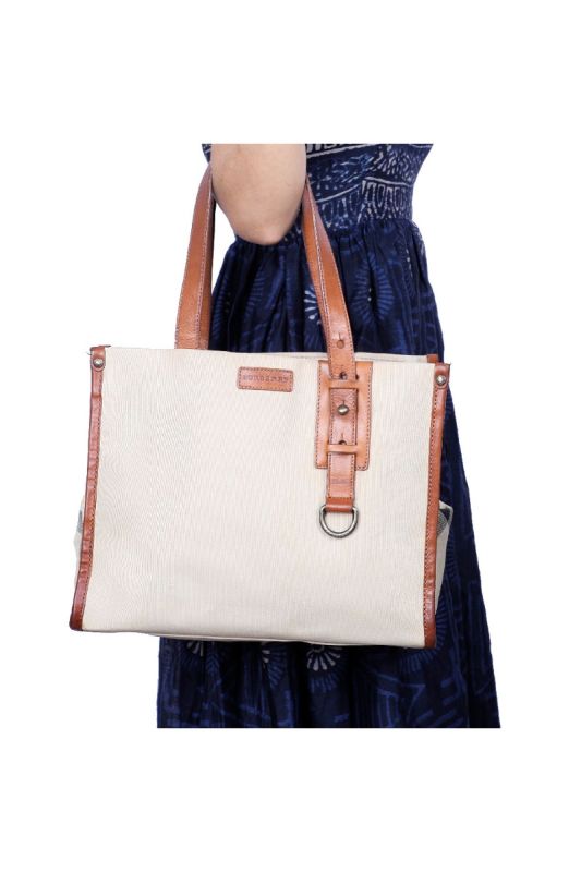 Burberry WhiteCanvas Tote Bag