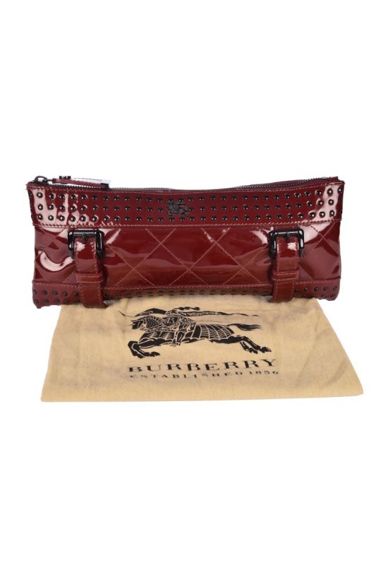 BURBERY PRORSUM PATENT LEATHER CLUTCH
