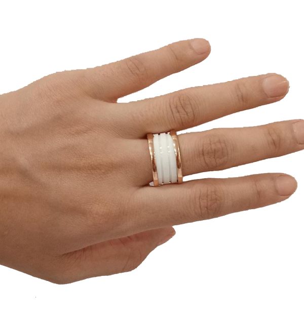 Bvlgari B zero 1 White Ceramic 18k Rose Gold 4 Band Ring