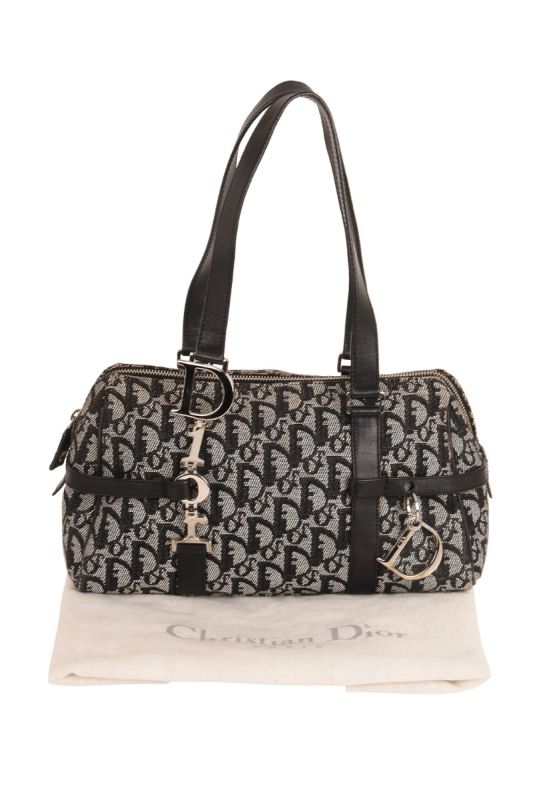 CHRISTIAN DIOR BLACK TROTTER CHARM OBLIQUE SIGNATURE BOSTON BAG