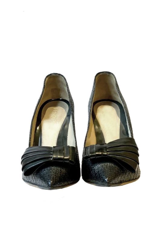 FENDI BLACK RAFFIA BOW POINTED TOE PUMPS