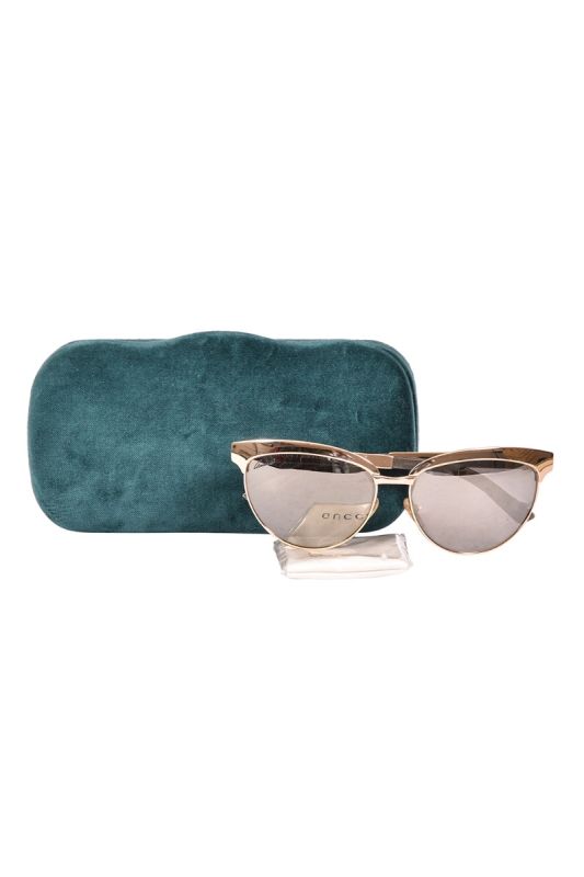 Gucci 4249/S Cat Eye Sunglasses