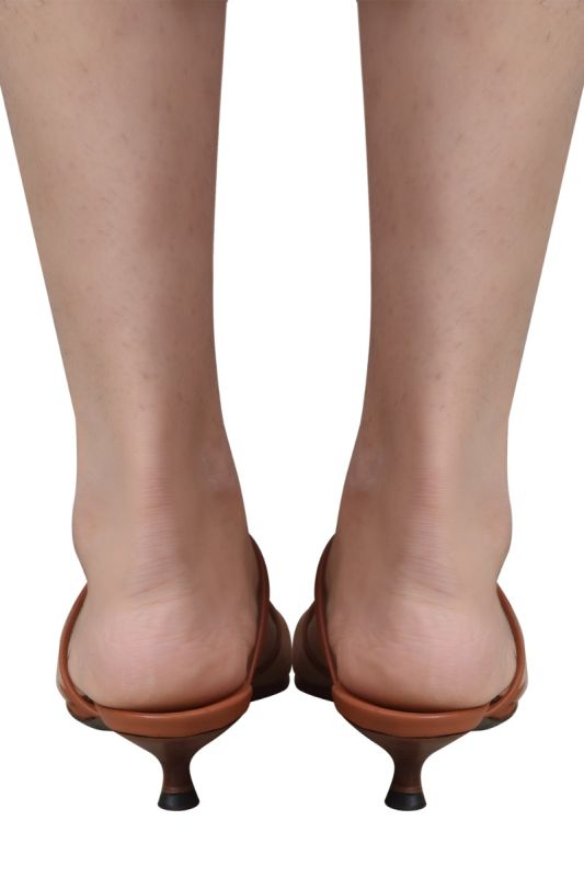 Gucci Beige Tan Interlocking GG Kitten Heelsq