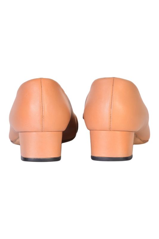 GUCCI GG LEATHER PUMPS