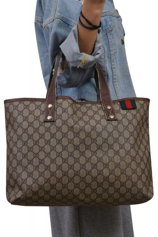 Gucci GG Supreme Tote Bag