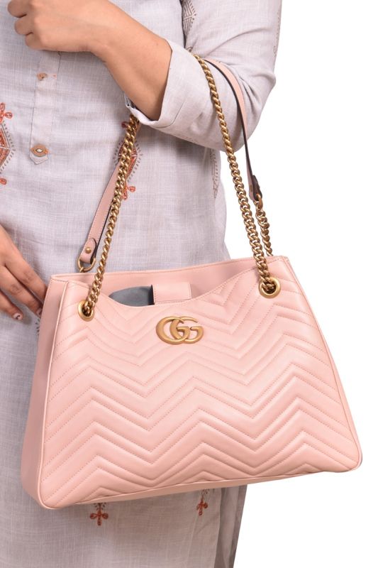 Gucci GG MarmontMatelasse Medium Leather Tote Bag