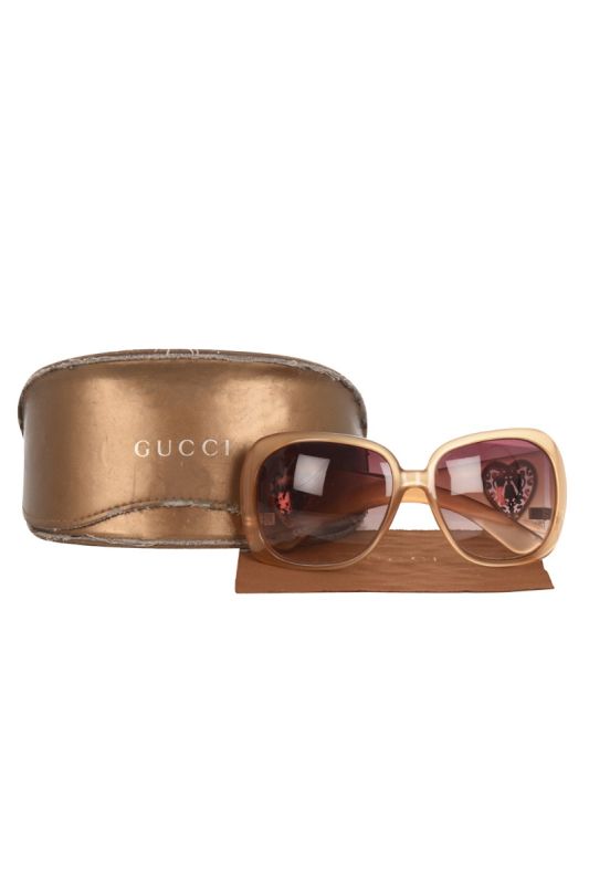 GUCCI HEART SUNGLASSES