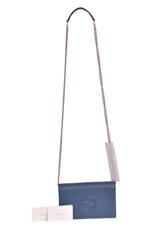Gucci Mini Soho Pebbled Leather WalletOn Chain