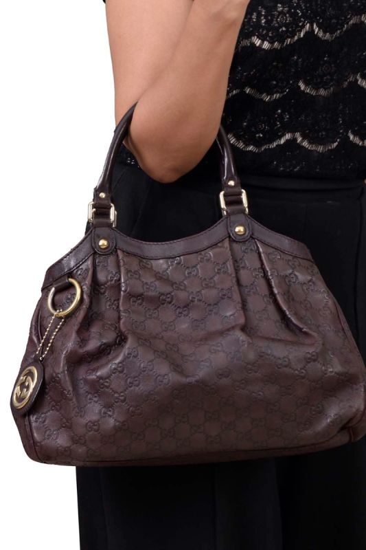Gucci Sukey Medium Tote Bag