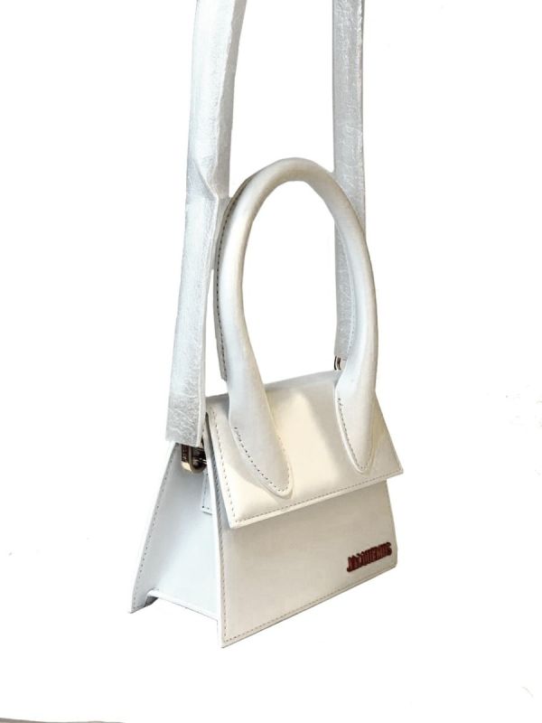 JACQUEMUS WHITE CHIQUITO MOYEN BAG