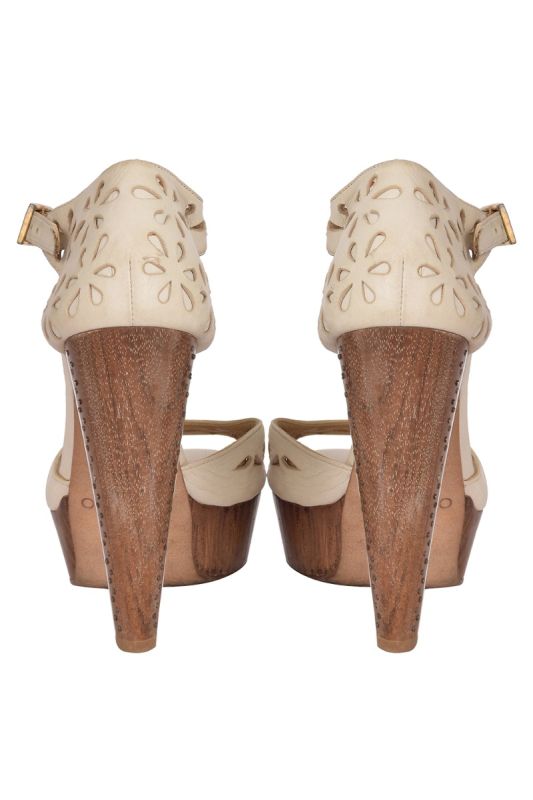 Jimmy Choo Off White Leather Pumps