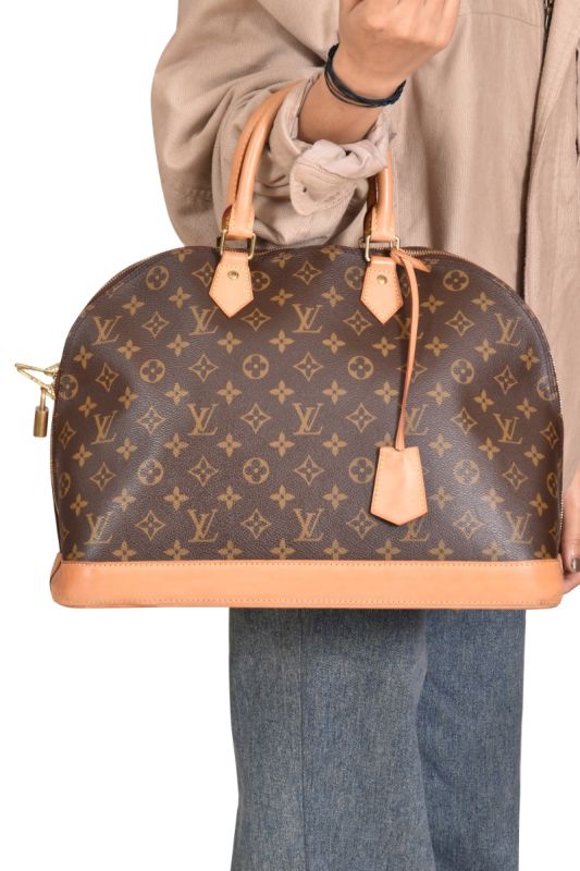 Louis Vuitton Alma GM Monogram Handbag