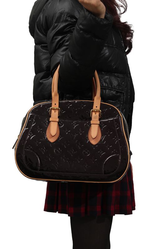 Louis Vuitton Amarante Monogram Vernis Summit Drive Bag
