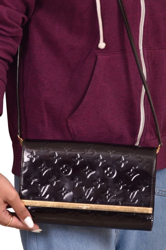 Louis Vuitton Ana Clutch Vernis Amarante Shoulder Bag