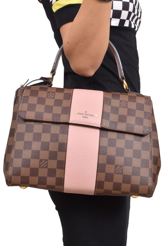 Louis Vuitton Bond Street Shoulder Handbag
