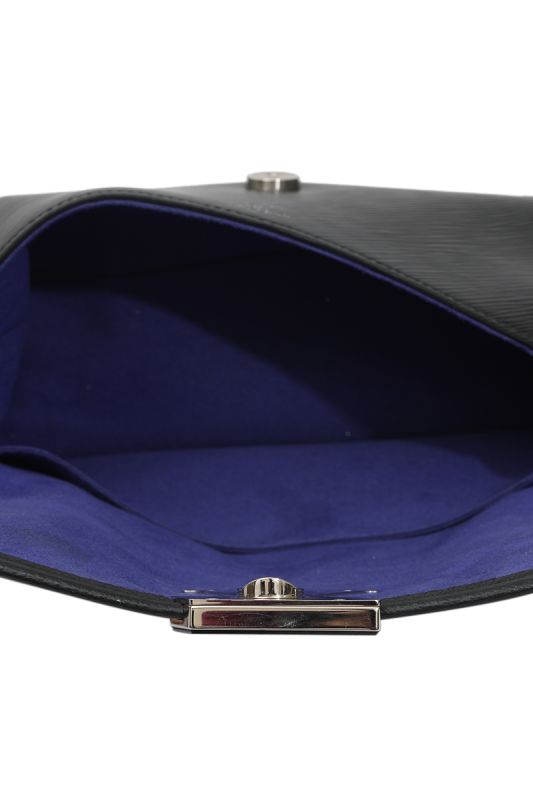 Louis Vuitton Buci Epi Leather Shoulder Bag