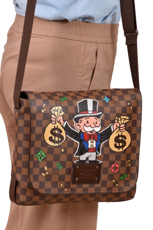 Louis Vuitton Damier Messenger Bag