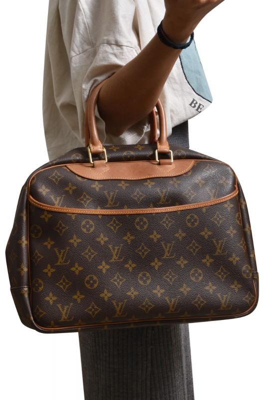 Louis Vuitton Deauville Monogram Handbag BAG