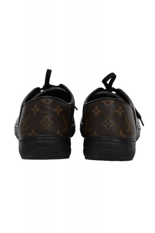 Louis Vuitton EU 42 Lace Up Sneakers