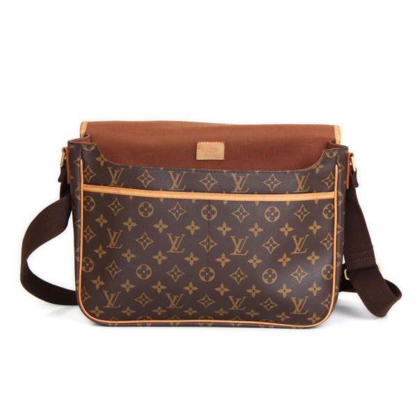LOUIS VUITTON MESENGER BOSPHORE GM BAG
