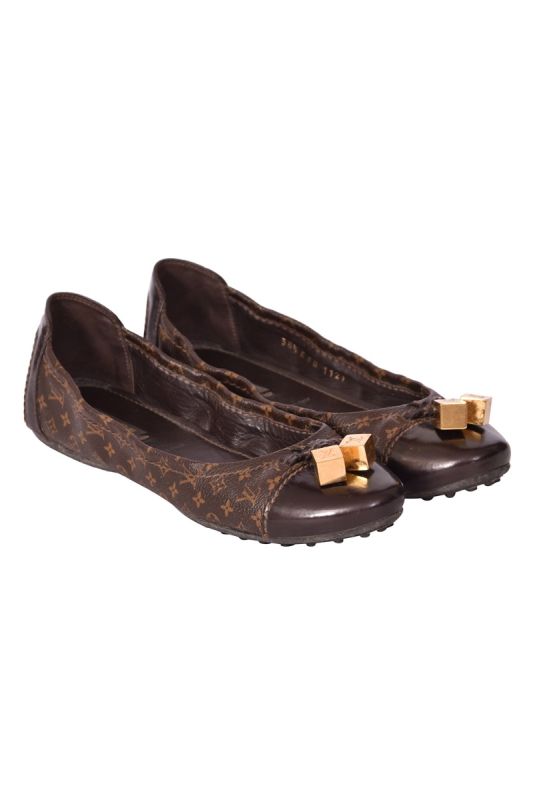 Louis Vuitton EU 39 Monogram Cap Toe Leather Ballet Flats
