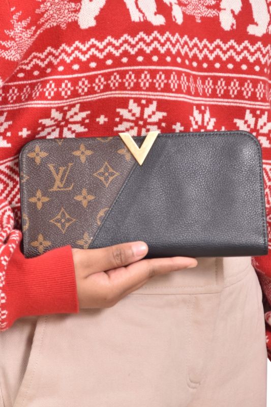 Louis Vuitton Monogram Kimono Wallet