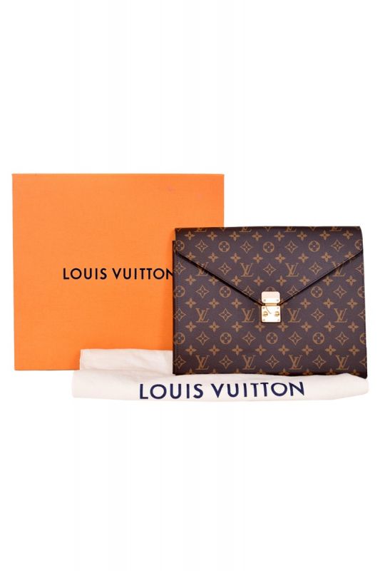 Louis Vuitton Monogram Mark Folder