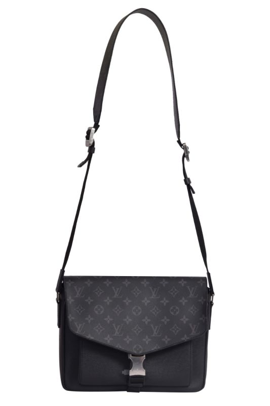 Louis Vuitton Monogram Messenger Bag