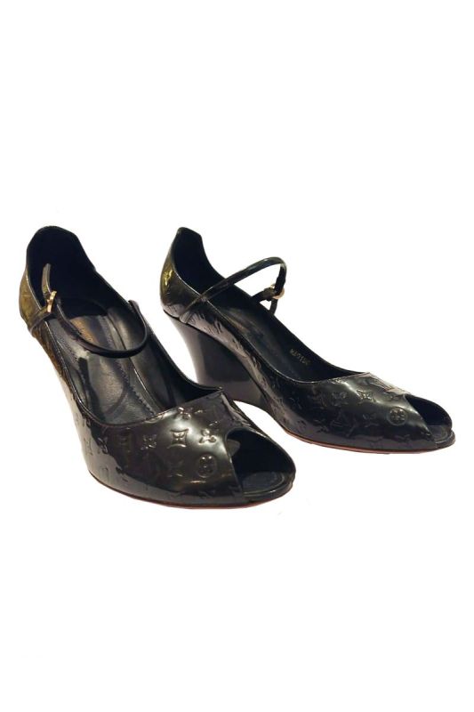 LOUIS VUITTON MONOGRAM PATENT LEATHER PEEPTOE WEDGES