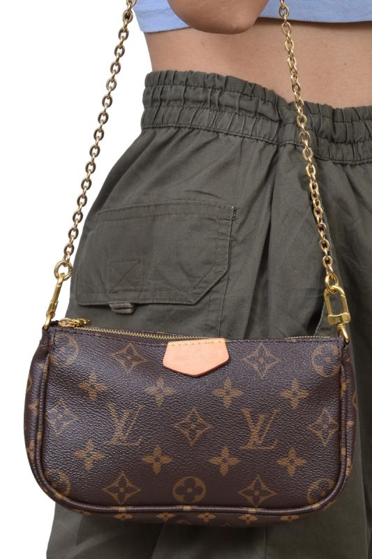 Louis Vuitton Multi Pochette RT158-100