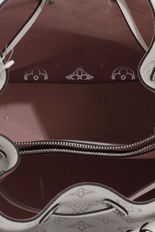 Louis Vuitton Muria Mahina Leather Bucket Bag