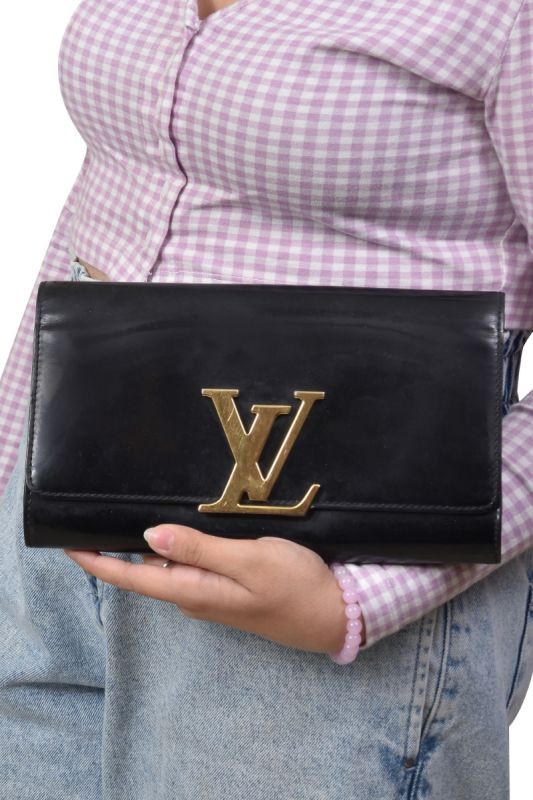 Louis Vuitton Pochette Louise Clutch