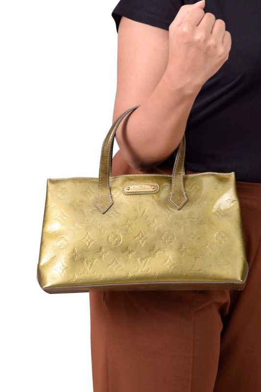 Louis Vuitton Wilshire PM Patent leather Bag