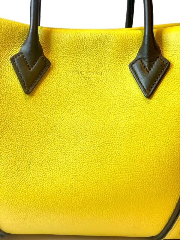 LV YELLOW VEAU CACHEMIRE LEATHER & TUFFETAGE BAG