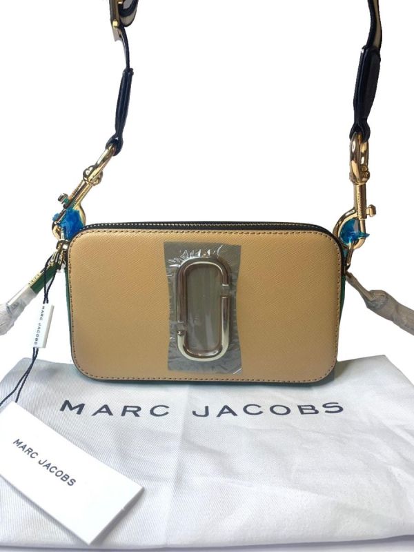 MARC JACOBS CAMERA BAG