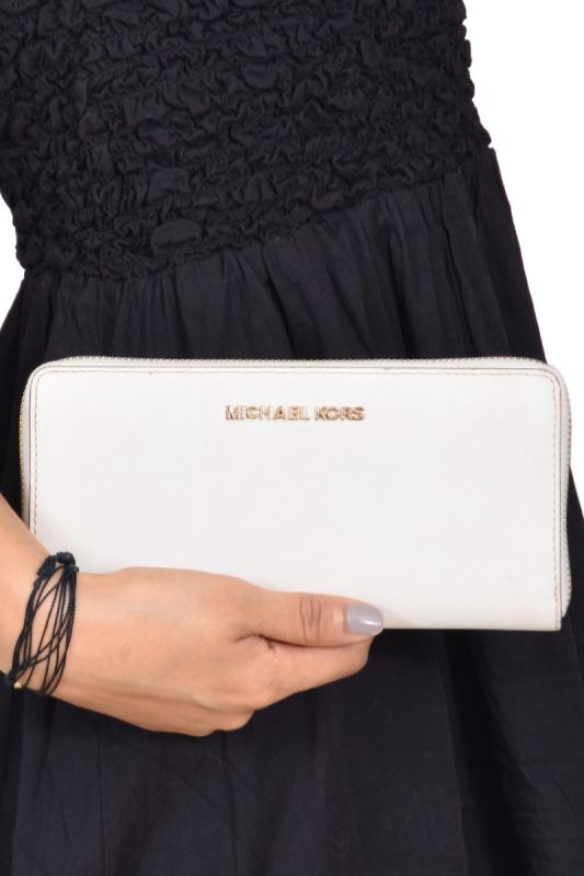 Michael Kors Leather Zip Around Continental Wallet